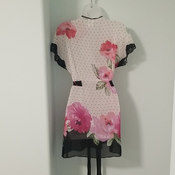 Sheer robe sz S - Picture 2 of 2